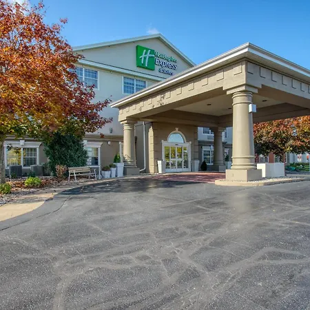 Holiday Inn Express Hotel & Suites Oshkosh - State Route 41 By Ihg-3