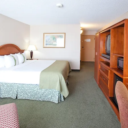 Holiday Inn Great Falls-Convention Center By Ihg-3