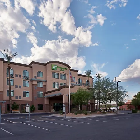 Holiday Inn & Suites Goodyear - West Phoenix Area By Ihg-2