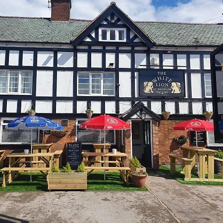 The White Lion Inn-3