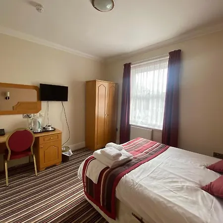 The Lawn Hotel-3
