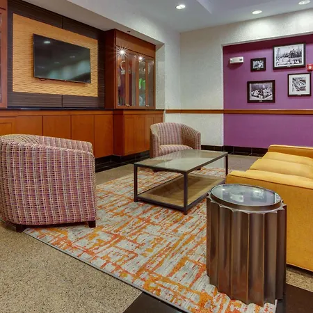 Drury Inn & Suites West Des Moines-3