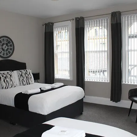 Mitre Hotel Manchester City Centre-3