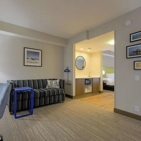 Hampton Inn Edenton-3
