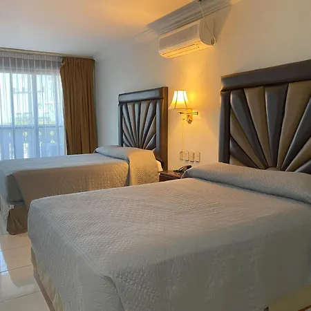 Grand Royal Tampico-3