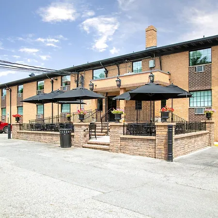 Holland Hotel Jersey City Free Parking-2