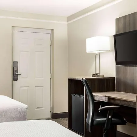 La Quinta Inn By Wyndham San Antonio Lackland-2