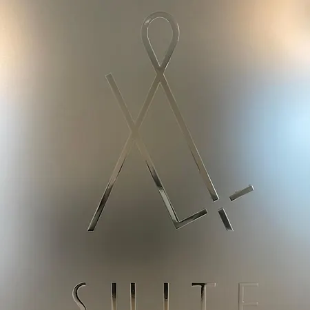Al Suite-2