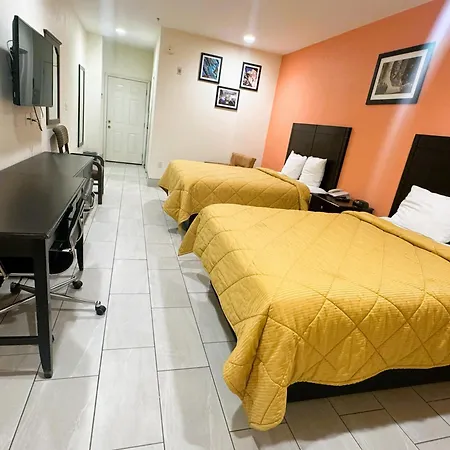 Pecan Valley Inn & Suites-2