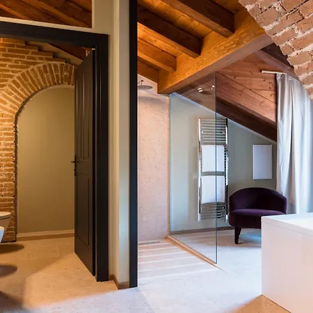 Pavillon Suite-2