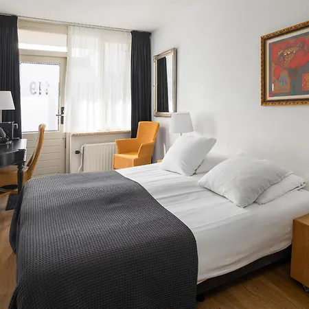 Strandhotel Domburg-3