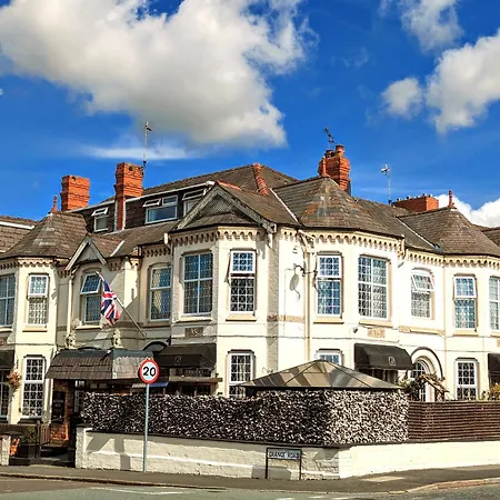 Brookside Hotel & Restaurant-3
