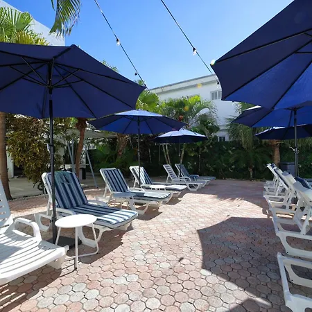 Tropics Hotel Miami Beach-2