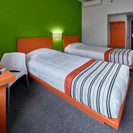 City Express Junior By Marriott Toluca Aeropuerto-3