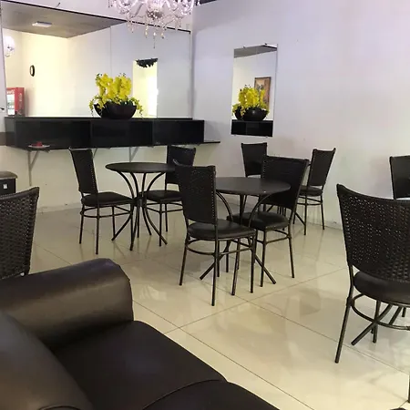 Hotel Vila Real Dourados-2