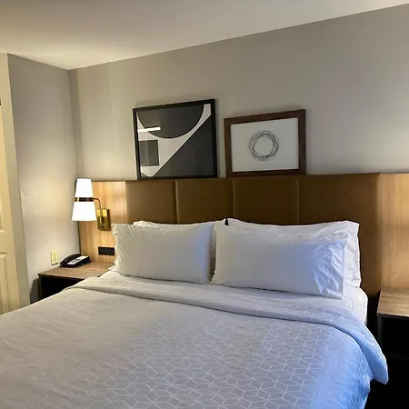 Staybridge Suites Milwaukee West-Oconomowoc By Ihg-3