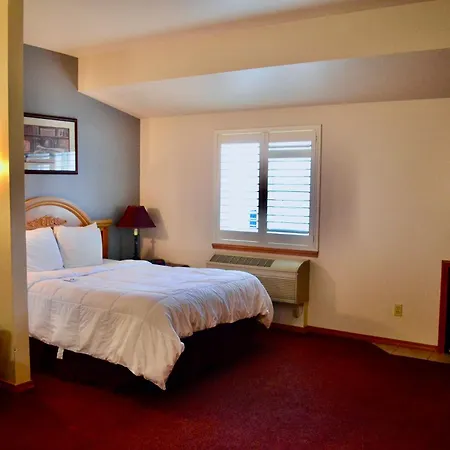 Anaco Bay Inn-3