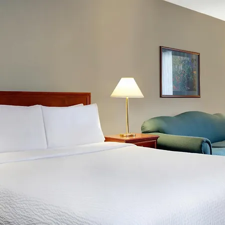 Days Inn By Wyndham Whitecourt-3