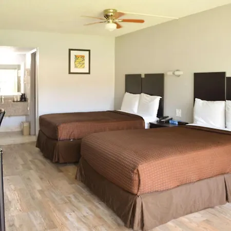 Rodeway Inn Sun City Center-2