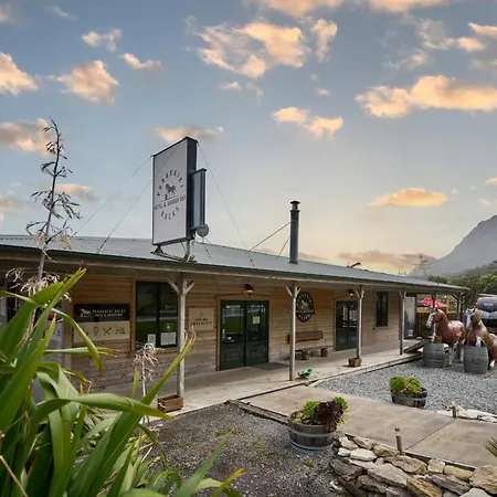 Punakaiki Rocks Hotel & Garden Bar-2