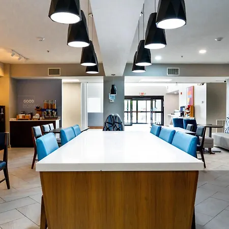 Holiday Inn Express & Suites Hiawassee By Ihg-2