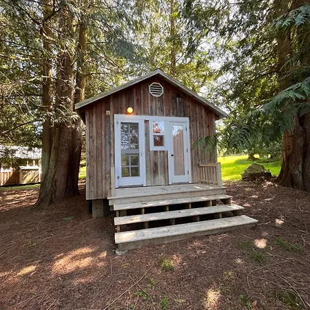 Lopez Farm Cottages & Tent Camping-3