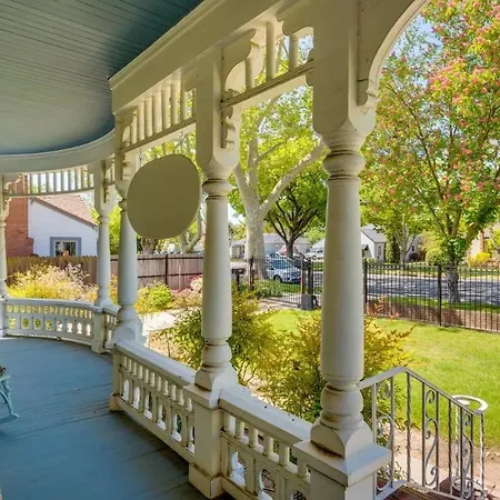 Lodi Hill House-2