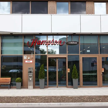Hampton By Hilton Munich City Center East-3