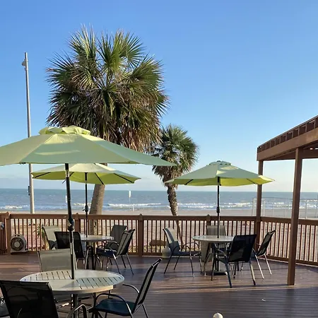 Wingate By Wyndham Galveston Beachfront At The Seawall-3