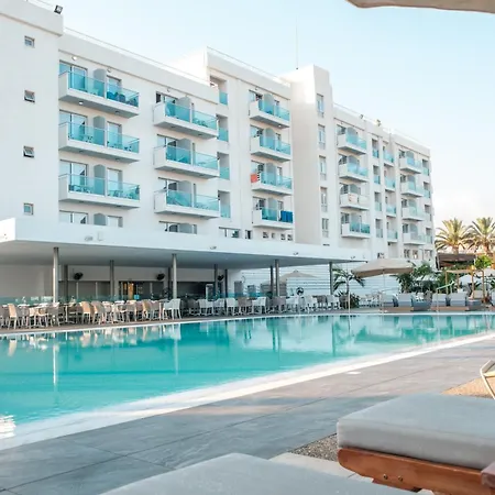 Kapetanios Bay Hotel Protaras-2