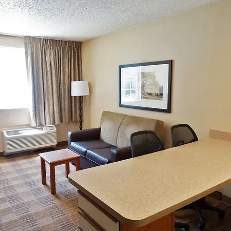 Extended Stay America Select Suites - Providence - Airport-3