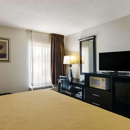Quality Inn Aurora - Naperville Area-2