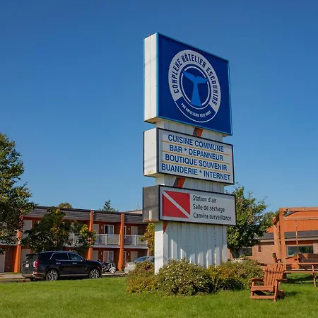 Complexe Hotelier Escoumins-2