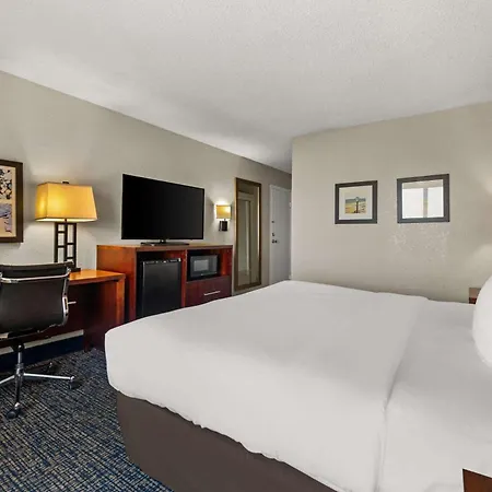 Comfort Inn On The Ocean-3