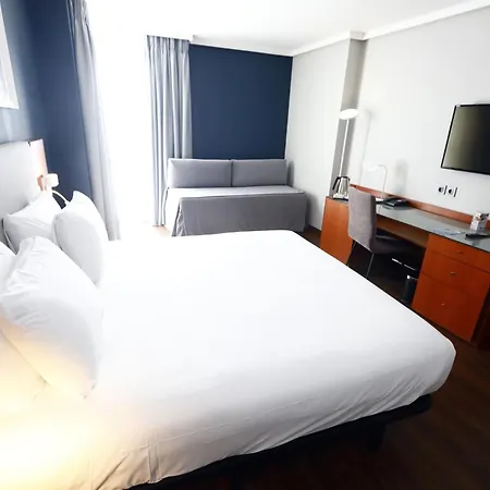 Travelodge Madrid Coslada Aeropuerto-3