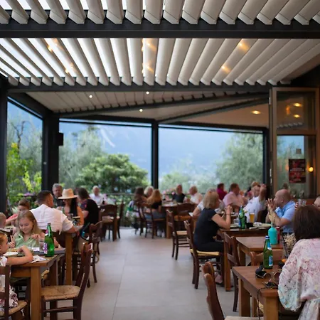 Hotel Limone-3
