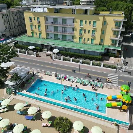 Hotel Holiday Park-2