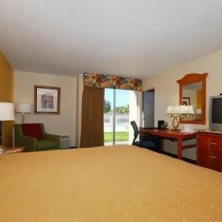 Quality Inn Downtown Stuart-2