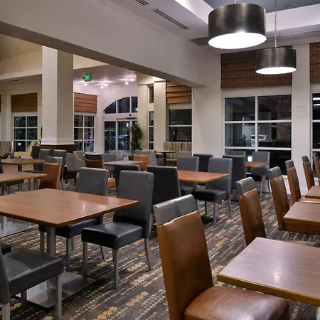 Hilton Garden Inn Napa-3