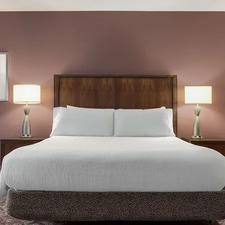 Hilton Garden Inn Louisville Downtown-2