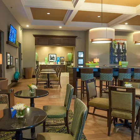 Hampton Inn & Suites New Orleans/Elmwood-2
