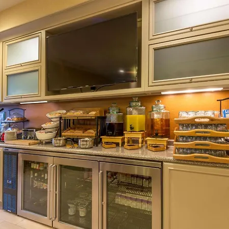 Hilton Garden Inn Flagstaff-3