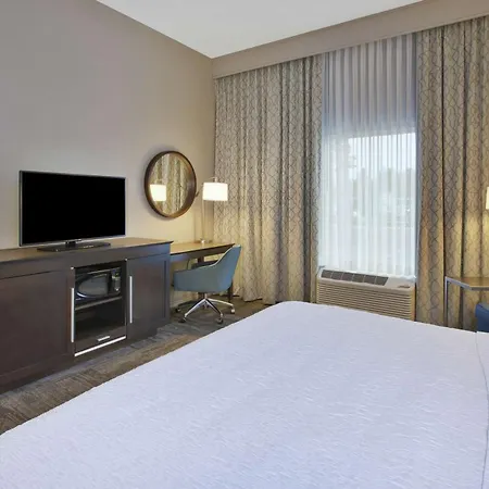 Hampton Inn Kennebunk Kennebunkport Me-2