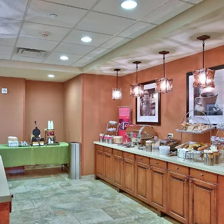 Hampton Inn & Suites Scottsdale At Talking Stick-3