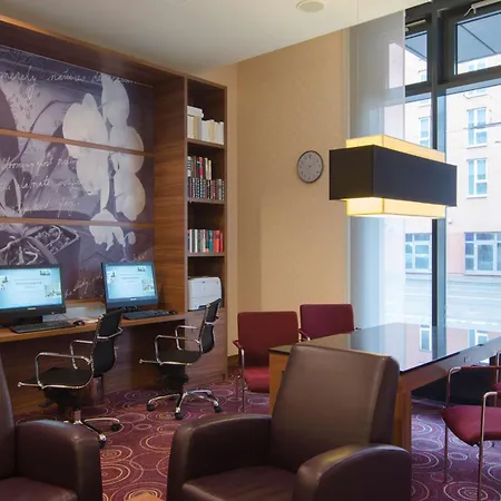 Hampton by Hilton Nürnberg City Center-2