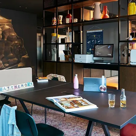 Moxy Essen City-2