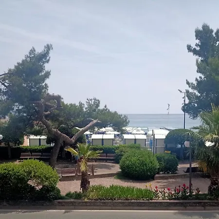 Hotel Serena-3