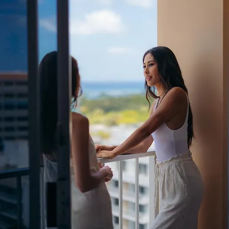 Waikiki Malia-2