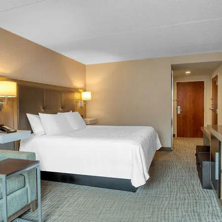 Hampton Inn Raynham-Taunton-3