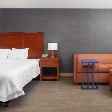 Hampton Inn Medford-2